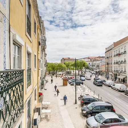 Superb Apartments Overlooking Graca In Lisboa Екстериор снимка