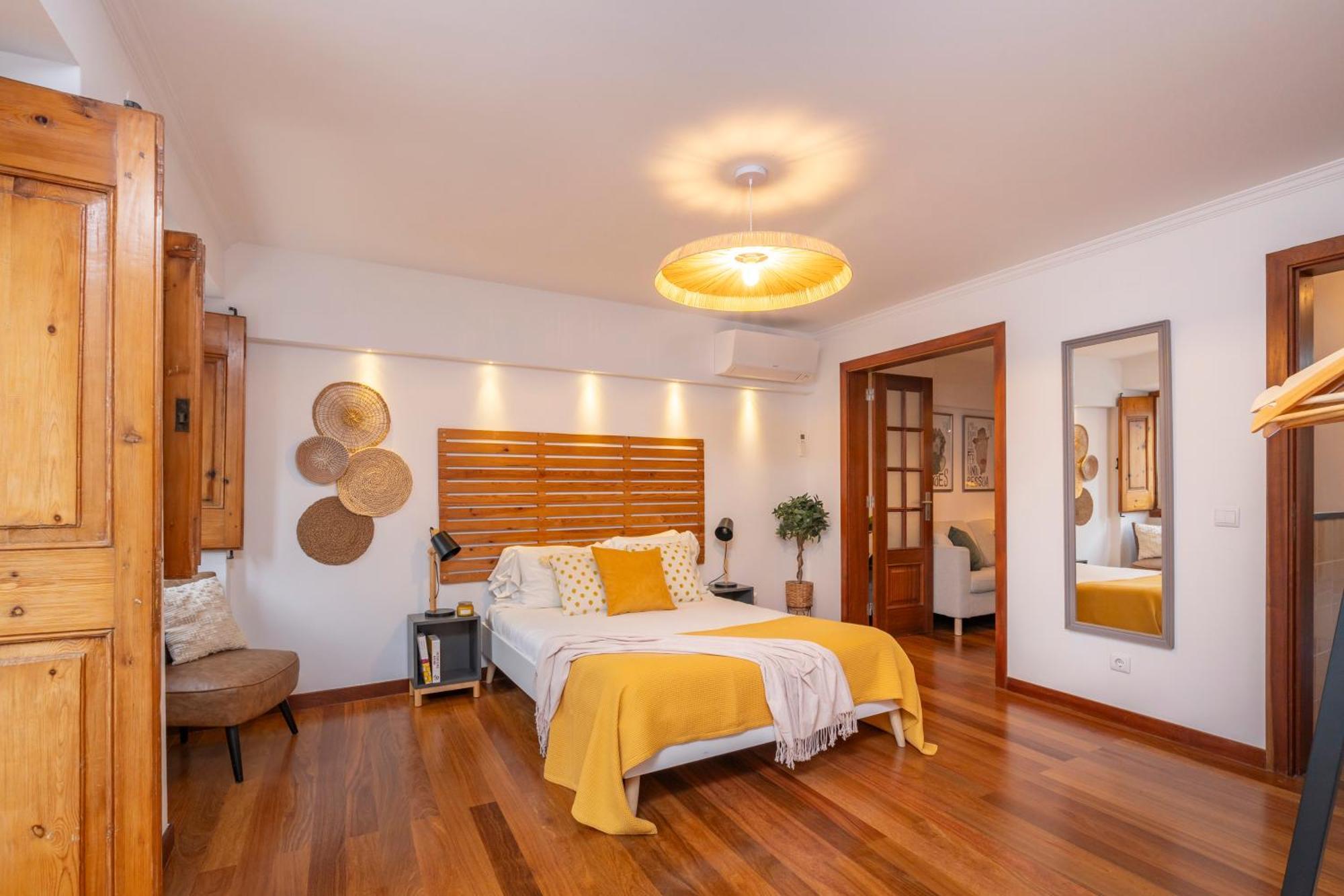 Superb Apartments Overlooking Graca In Lisboa Стая снимка