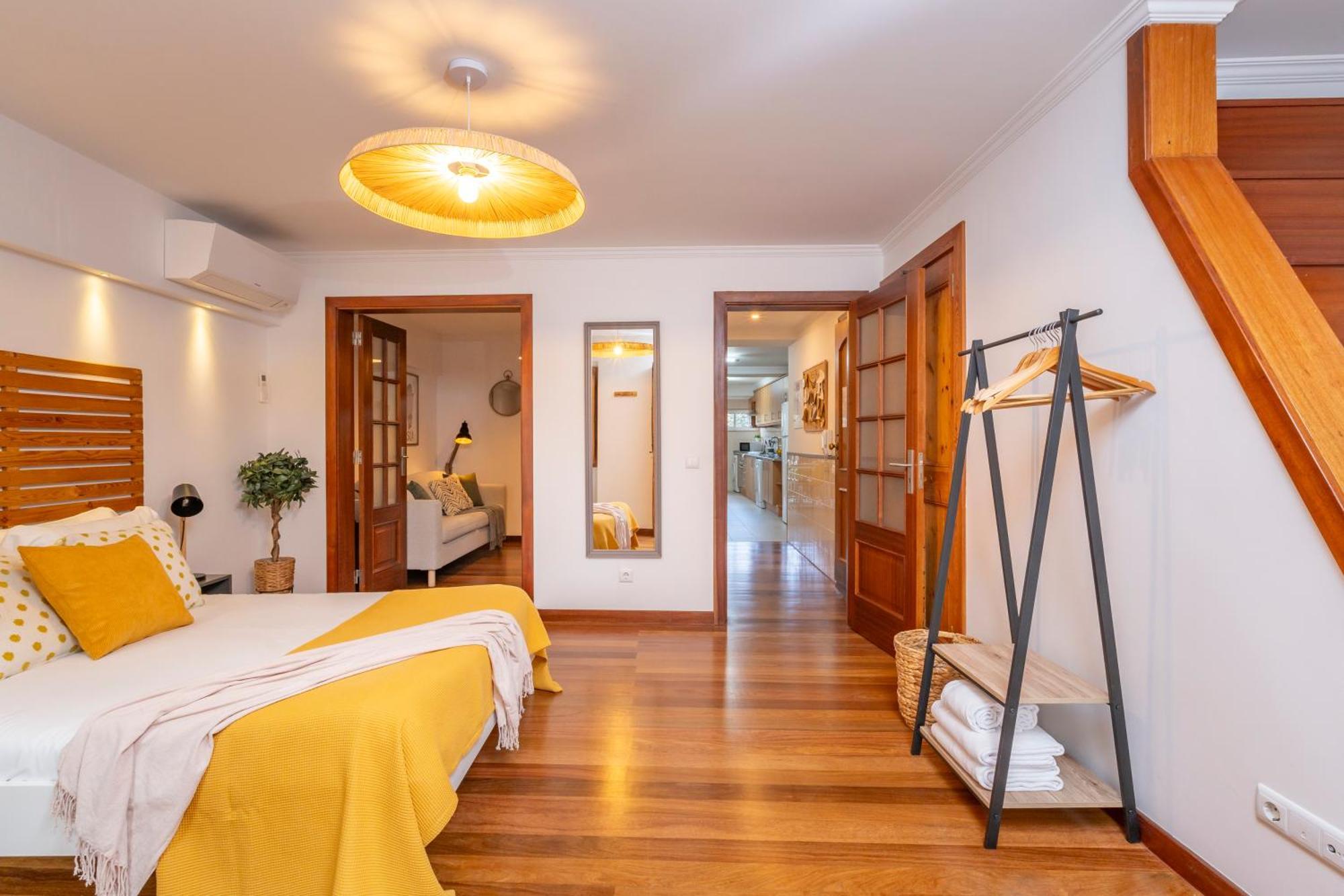 Superb Apartments Overlooking Graca In Lisboa Стая снимка