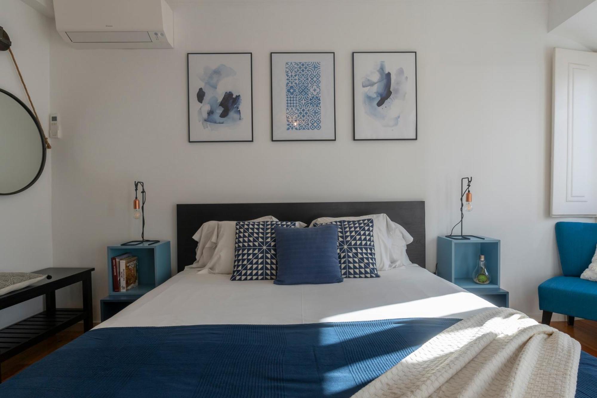 Superb Apartments Overlooking Graca In Lisboa Стая снимка